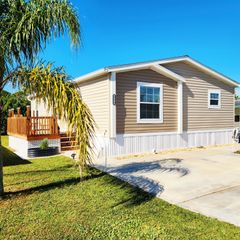 9274 SW Mary Drive, Stuart, FL 34997