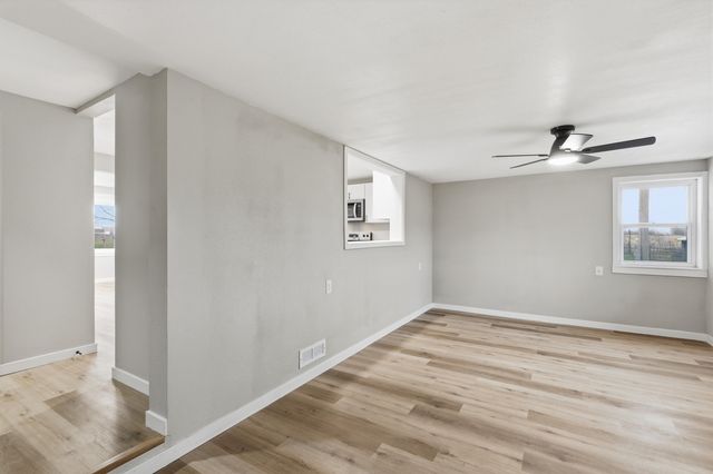 5579 State Hwy Ab, Fair Grove, MO 65648