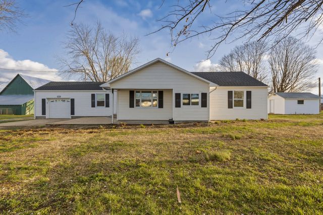 5579 State Hwy Ab, Fair Grove, MO 65648