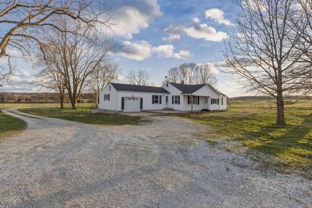 5579 State Hwy Ab, Fair Grove, MO 65648