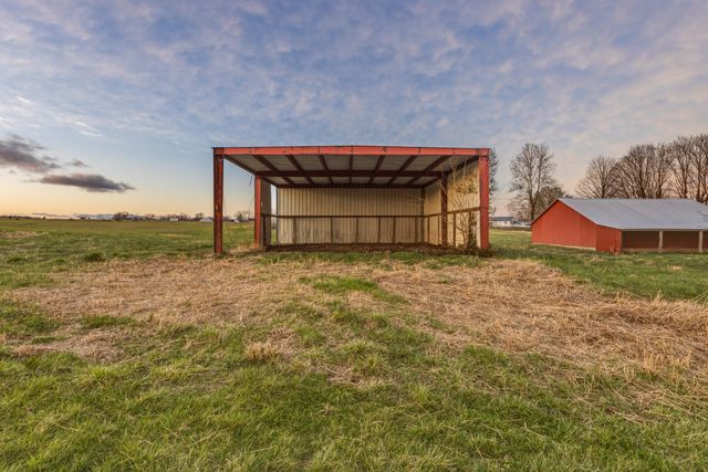 5579 State Hwy Ab, Fair Grove, MO 65648
