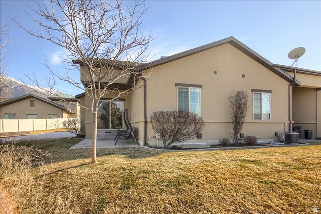 6171 S 1525 E, South Ogden, UT 84405