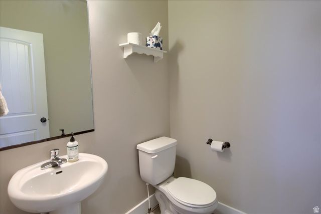 6171 S 1525 E, South Ogden, UT 84405