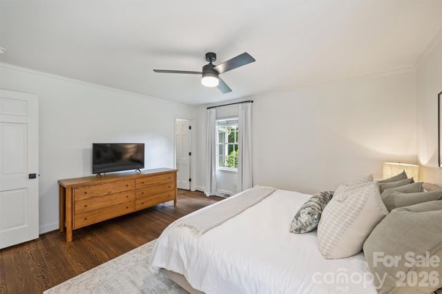 601 Lansdowne Road, Charlotte, NC 28270