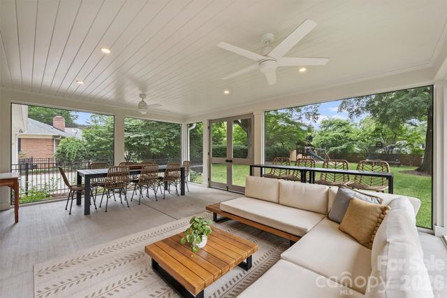 601 Lansdowne Road, Charlotte, NC 28270