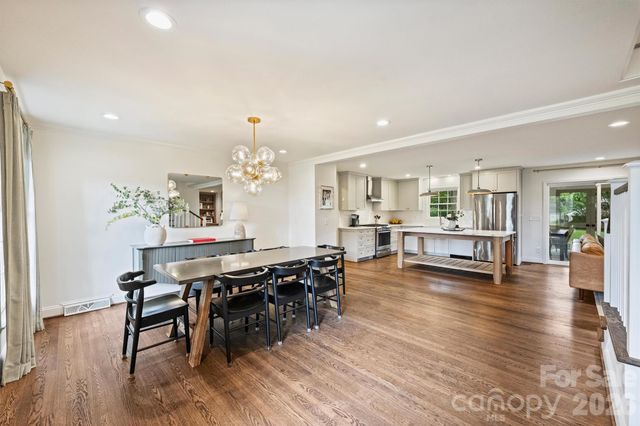 601 Lansdowne Road, Charlotte, NC 28270