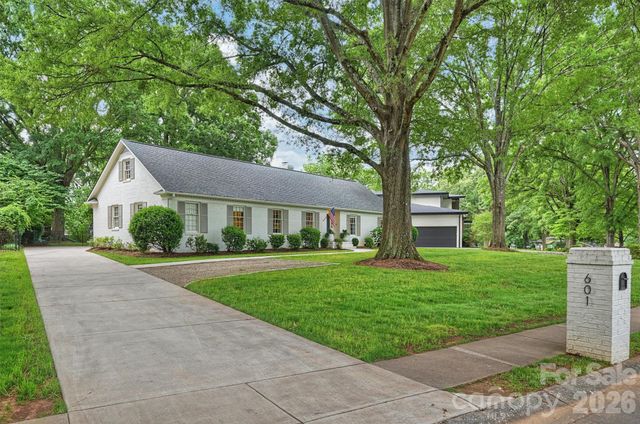 601 Lansdowne Road, Charlotte, NC 28270