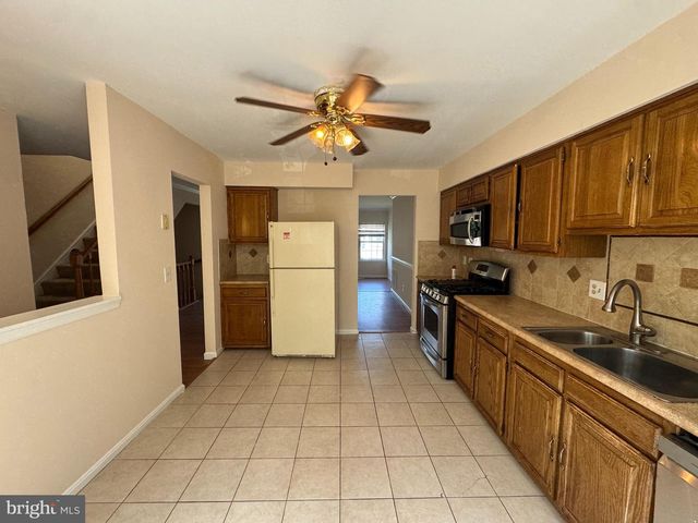 12302 SLEEPY LAKE CT, Fairfax, VA 22033