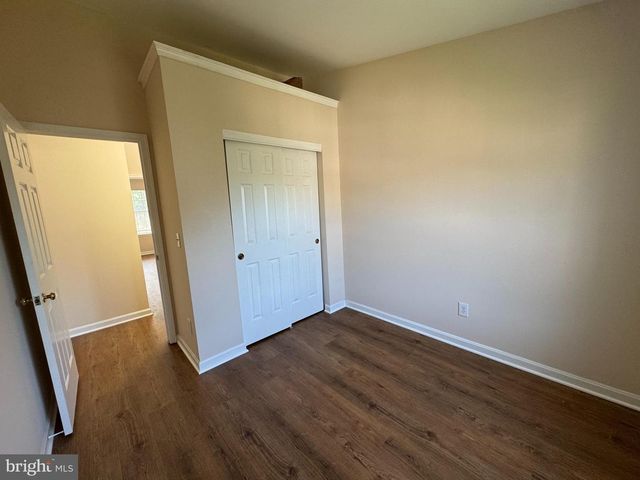 12302 SLEEPY LAKE CT, Fairfax, VA 22033