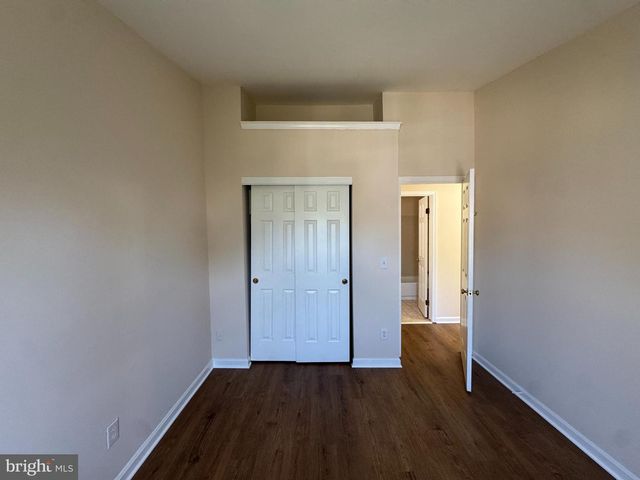 12302 SLEEPY LAKE CT, Fairfax, VA 22033