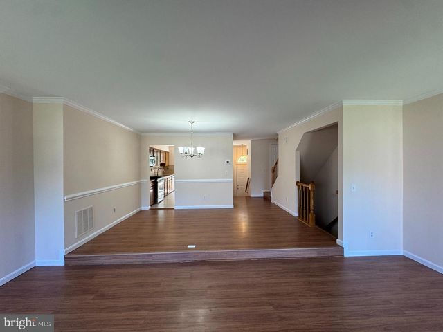 12302 SLEEPY LAKE CT, Fairfax, VA 22033