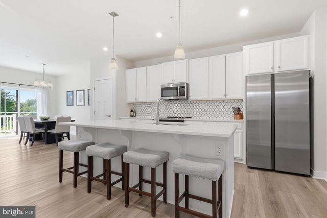 7960 MILLTOWN CIR, Cheltenham, PA 19012