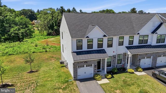7960 MILLTOWN CIR, Cheltenham, PA 19012