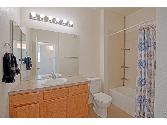 2059 Grays Peak Dr 201, Loveland, CO 80538