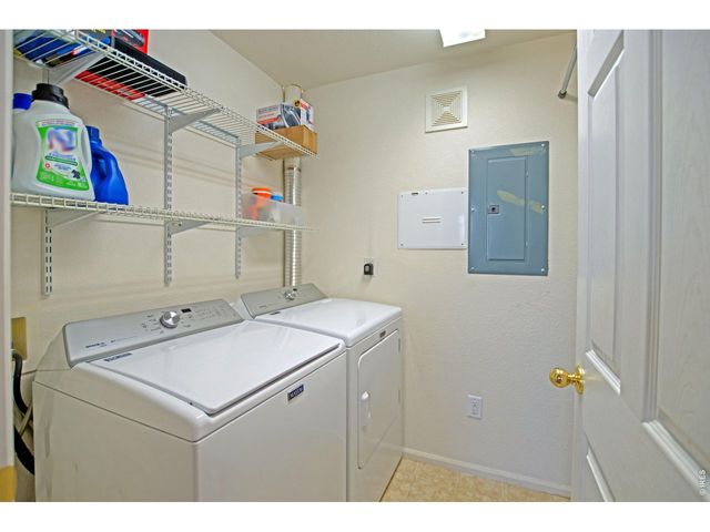 2059 Grays Peak Dr 201, Loveland, CO 80538