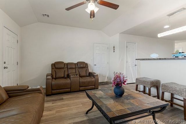 7210 S Fir Place, Broken Arrow, OK 74011