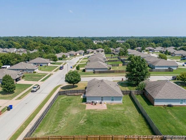 7210 S Fir Place, Broken Arrow, OK 74011