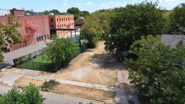 118 S Brighton Avenue, Dallas, TX 75208