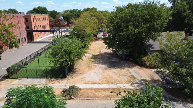 118 S Brighton Avenue, Dallas, TX 75208