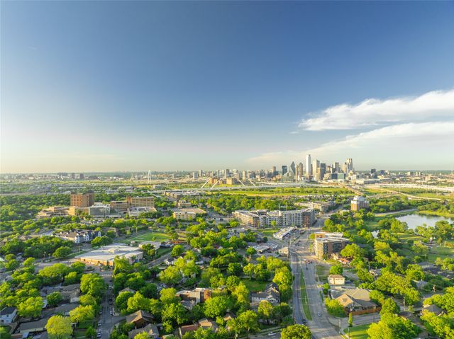 820 Elsbeth Street, Dallas, TX 75208