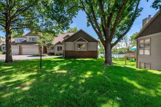 630 Sullivan Lane NE, Columbia Heights, MN 55421