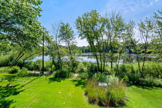 630 Sullivan Lane NE, Columbia Heights, MN 55421