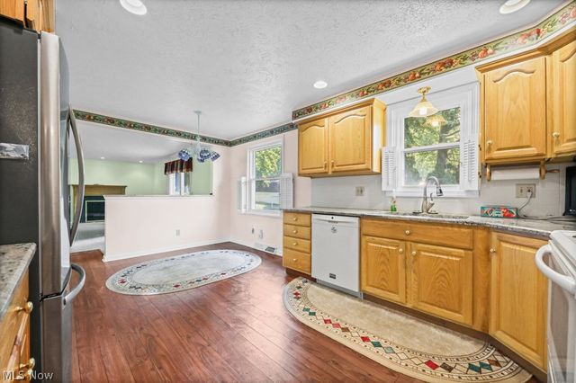 8508 Kellydale Street NW, Massillon, OH 44646