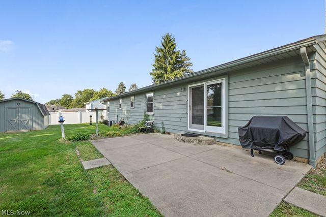 8508 Kellydale Street NW, Massillon, OH 44646