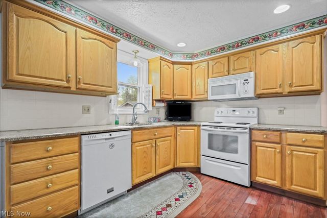 8508 Kellydale Street NW, Massillon, OH 44646