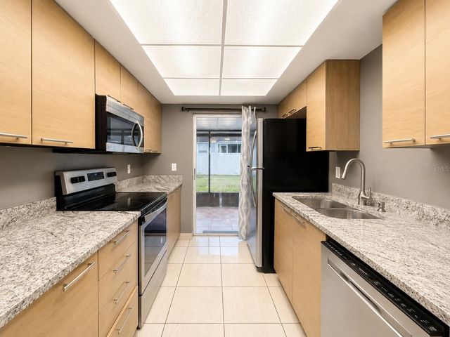43 W LAS PALMAS WAY, Kissimmee, FL 34743