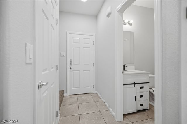 6651 Rocky Reef Street, Las Vegas, NV 89149