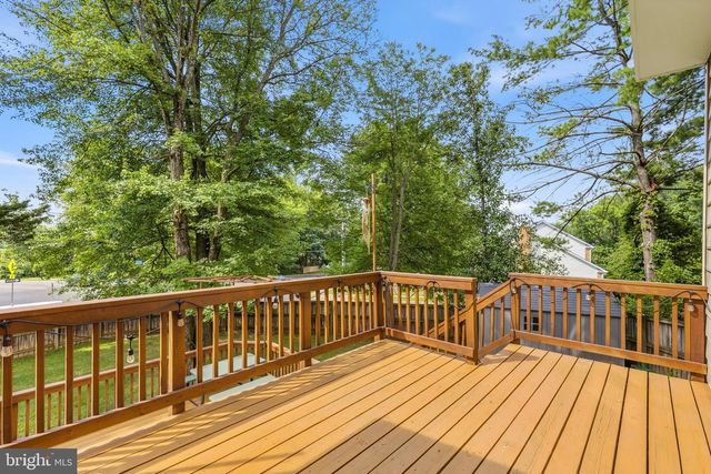 9005 ADVANTAGE CT, Burke, VA 22015