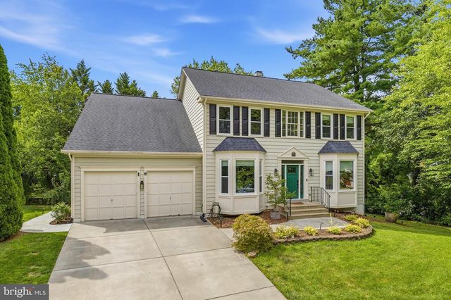 9005 ADVANTAGE CT, Burke, VA 22015