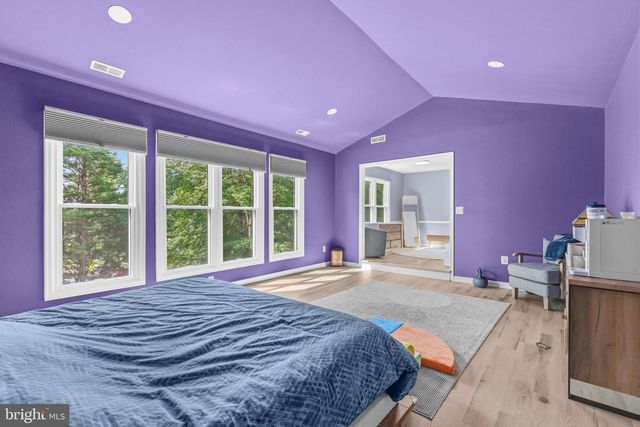 9005 ADVANTAGE CT, Burke, VA 22015