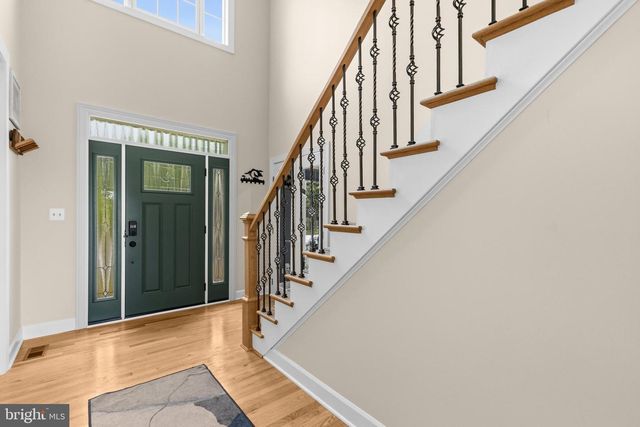 9005 ADVANTAGE CT, Burke, VA 22015