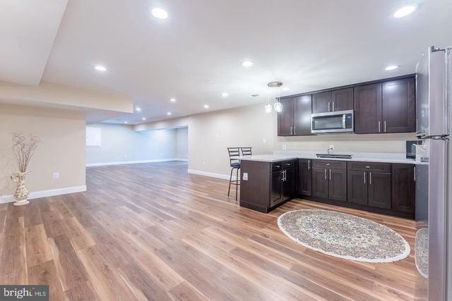 9005 ADVANTAGE CT, Burke, VA 22015