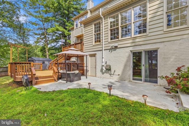 9005 ADVANTAGE CT, Burke, VA 22015