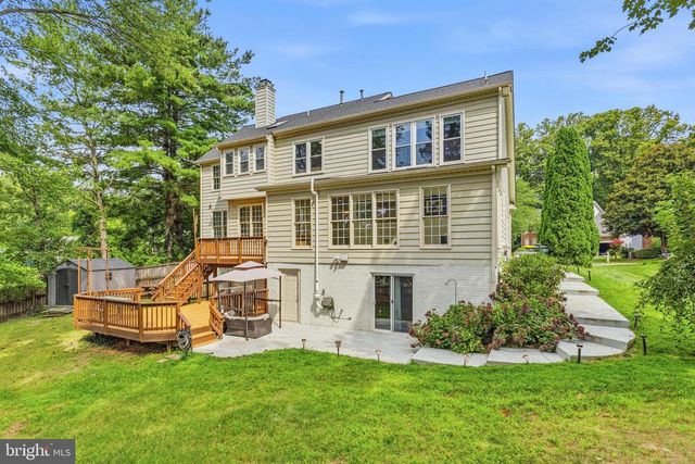 9005 ADVANTAGE CT, Burke, VA 22015