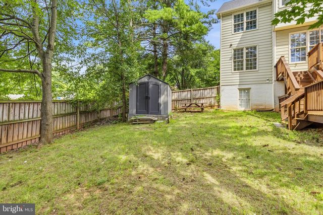 9005 ADVANTAGE CT, Burke, VA 22015