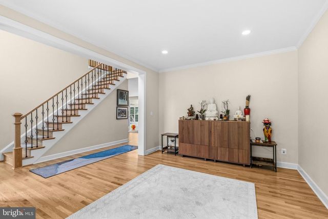 9005 ADVANTAGE CT, Burke, VA 22015