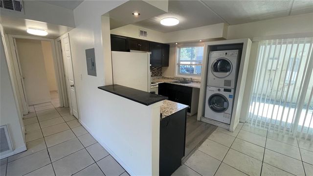 2800 E 113TH AVENUE B2113, Tampa, FL 33612