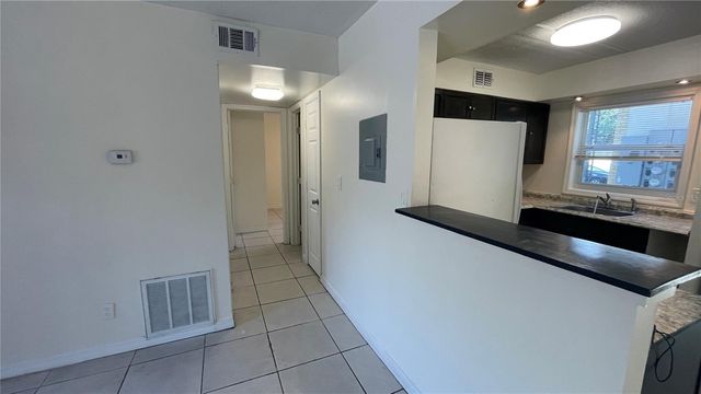 2800 E 113TH AVENUE B2113, Tampa, FL 33612