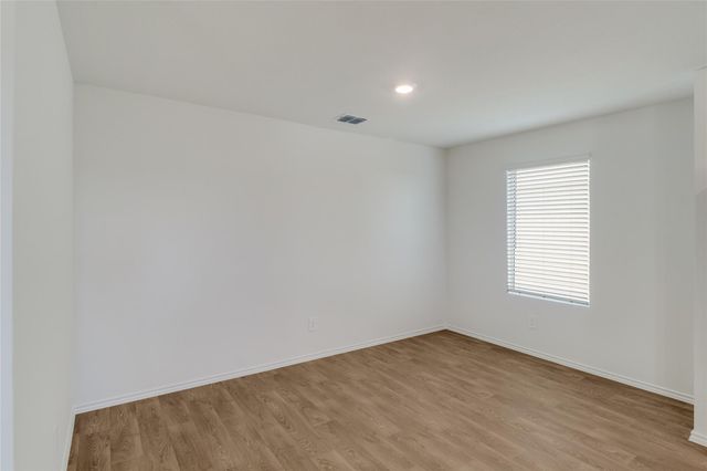 126 Alkali DR, Buda, TX 78610