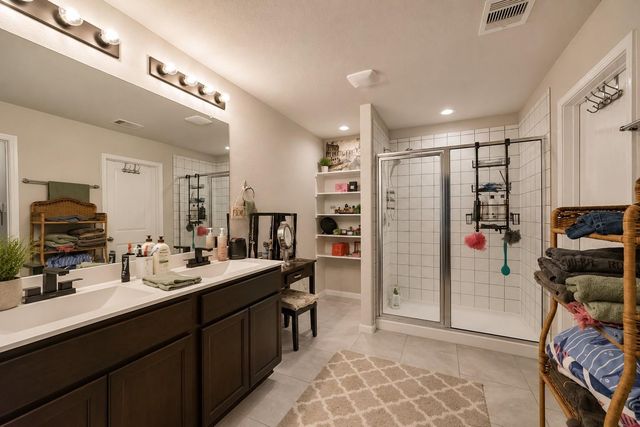 614 Harvest Bluff Drive, Rosharon, TX 77583
