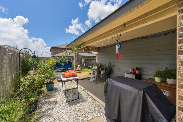 614 Harvest Bluff Drive, Rosharon, TX 77583