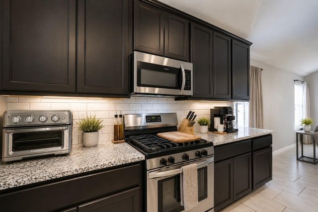 614 Harvest Bluff Drive, Rosharon, TX 77583