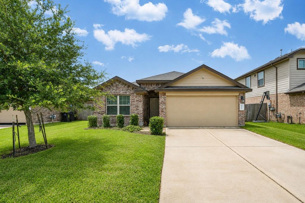614 Harvest Bluff Drive, Rosharon, TX 77583