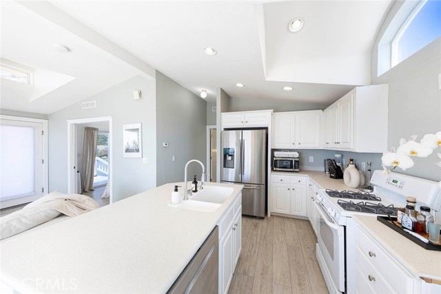 30802 Coast C6, Laguna Beach, CA 92651