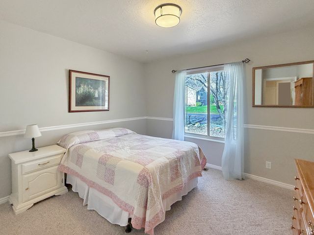 891 E 3300 N, North Ogden, UT 84414