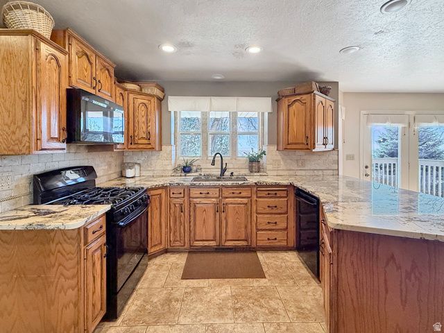 891 E 3300 N, North Ogden, UT 84414
